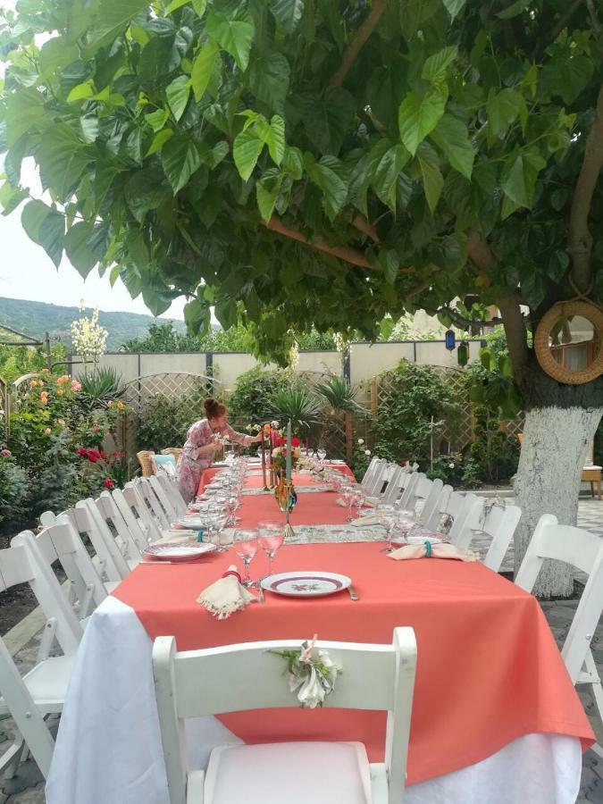Hotel My Garden à Tbilissi Extérieur photo